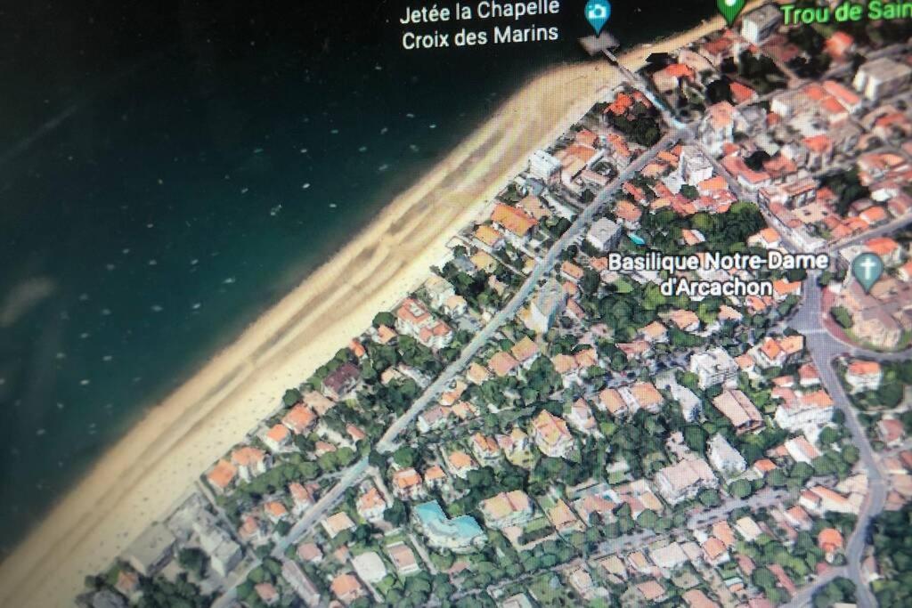 Appart Sur La Plage Pied Dans L Eau Avec Terrasse Jardin Vue Sur Le Bassin Depuis La Terrasse , Parking Аркашон Екстериор снимка
