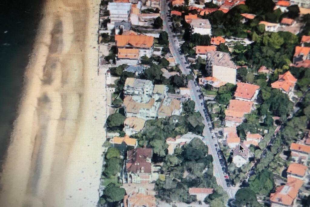 Appart Sur La Plage Pied Dans L Eau Avec Terrasse Jardin Vue Sur Le Bassin Depuis La Terrasse , Parking Аркашон Екстериор снимка